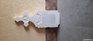 Vînd cruci de mozaic 