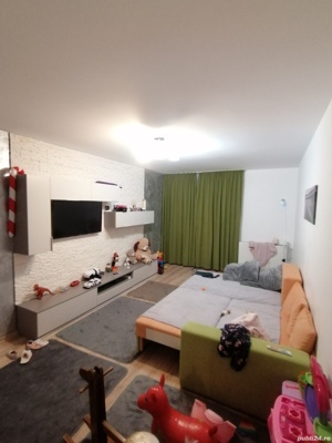 Vând apartament 2 camere mobilate si utilate complect  - imagine 16