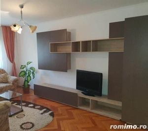 apartament o camera , decomandat , zona Lipovei - imagine 2