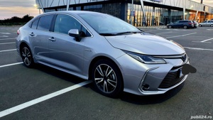 Vând Toyota Corolla Hybrid 2020 - varianta Exclusive
