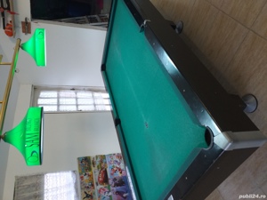 Vand masă de biliard 8ft. Și un simulator ii joc.