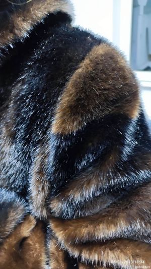 Haina blana nurca - imagine 6