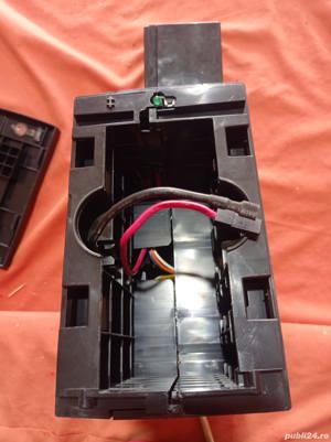 ups Apc model bx650clfr de 650 va 390w - imagine 3