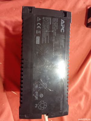 ups Apc model bx650clfr de 650 va 390w - imagine 4