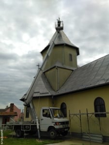 Execut lucrări acoperise ..jgheaburi..tencuieli la înălțime. - imagine 7