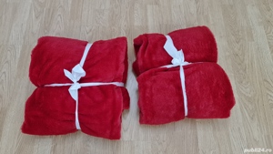 Patura Furry Rosu pufoasa noi ambalate 150x 200 cm - imagine 3