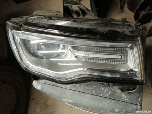 Faruri st si  dr jeep Grand cheeroche - imagine 2