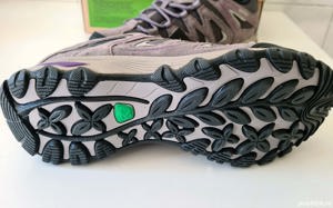 Vand pantofi drumetie Karrimor nr. 38-39 absolut noi - imagine 4