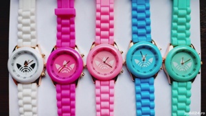 Ceas Damă Quartz Elegant, curea din silicon și afișaj analog