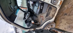 Dezmembrez iveco dayli 2.3/an 2003 - imagine 4