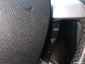 vand Ford Focus II 1596 cc ,100 CP Duratech benzina - imagine 7 vand Ford Focus II 1596 cc ,100 CP Duratech benzina - imagine 7