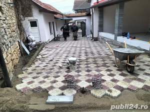 Echipa serioasă cauta de pavat 