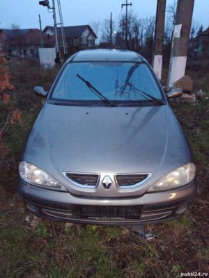 Dezmembrez Renault Laguna 1.9 dti/1.6i 16v an 1999/2000. - imagine 3