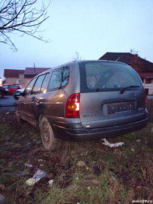 Dezmembrez Renault Laguna 1.9 dti/1.6i 16v an 1999/2000. - imagine 8