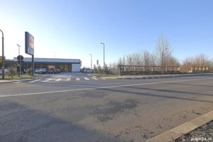 Snagov -l LIDL, vav de padure, 1154 mp. teren intravilan, ideal constructii - imagine 2