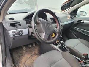 Plansa bord OPEL ASTRA H an 2005