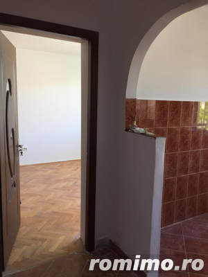 Apartament cu 2 camere de vanzare, etaj intermediar, Dealul Florilor - imagine 3