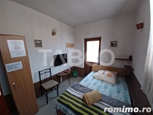 Casa de vanzare cu 10 camere si 26 de paturi Piata Cluj Sibiu - imagine 4