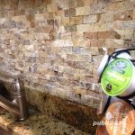 Piatra scapitata fatada