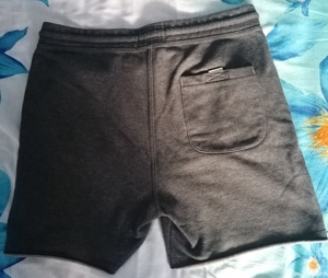 Vând pantaloni scurți pull&bear !  - imagine 2