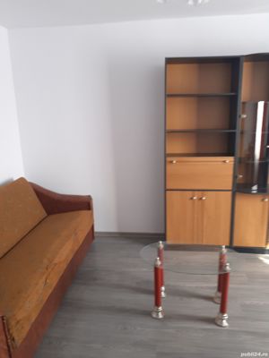 Inchiriez apartament 2 camere, zona centrala - imagine 2