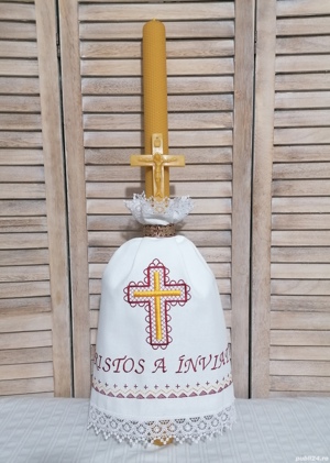 Lumanare din ceara Inviere - stergar brodat grena si cruce din ceara