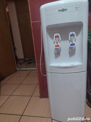 Dozator apa cu mini frigider