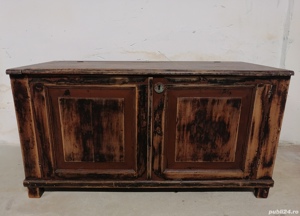 Cufar foarte vechi din lemn masiv - imagine 4