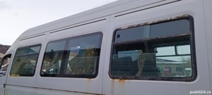 Geam geamuri laterale microbuz Iveco  - imagine 2