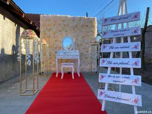 Inchiriez cort si arajamente florale  - imagine 10