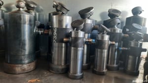 Cilindru basculare camion 7,5 tone  autoutilitare, camion  ,semiremorca, remorci  kit  hidraulic - imagine 2