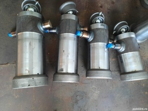 Cilindru basculare  de  7 tone /8tone/ 9tone/ 10 to/12to/14tone/16to/18t/20tone/24/28/30 /32tone/40t - imagine 2