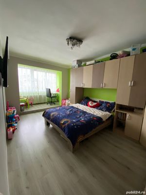 Apartament 3 camere în Sânmartin ,sau schimb cu casă  - imagine 3