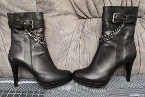 Cizme scurte cu toc piele naturala negre nr 38 Baldinini Italia - imagine 6