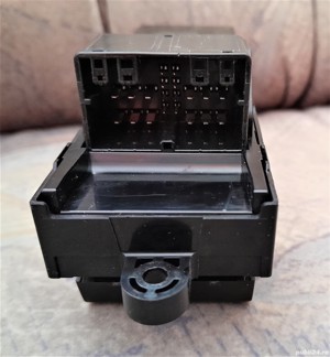 Fata usa fata stanga cu butoane geamuri Suzuki Vitara LY dupa 2015 - imagine 6