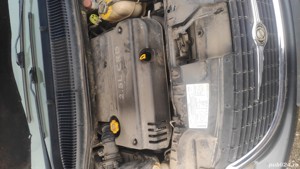 Dezmembrez Chrysler Grand Voyager 2.5CRD an 2005 - imagine 7