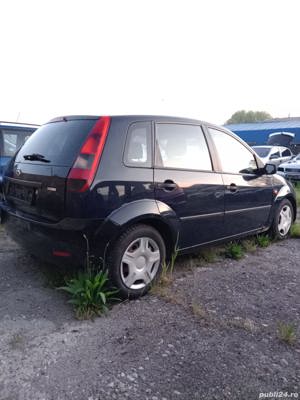 Dezmembrez Ford Fiesta 1.4 tdci an 2003 - imagine 7