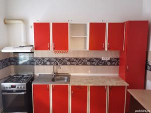 Apartament 3 camere spațiu comercial etaj parter.  - imagine 6