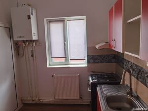 Apartament 3 camere spațiu comercial etaj parter.  - imagine 9