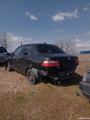 Dezmembrez Fiat Albea 1.4i benzina an 2009 - imagine 5