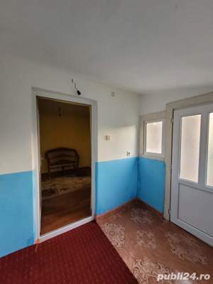 vand casa in comuna Ciulnița județul Ialomița  - imagine 7