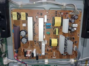 sursa eay43509401 de pe tv LG 42pg100r