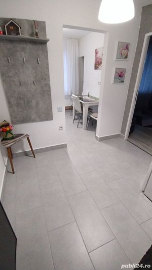 Închiriez apartament central in regim hotelier cu doua camere  - imagine 8