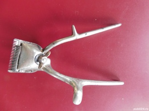 Masini de tuns parul manuale f vechi