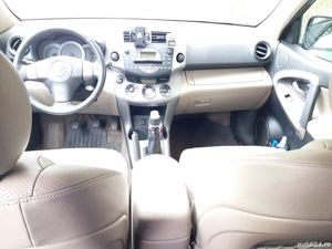 Toyota RAV 4  III - Motor Diesel 2.2 D4D - tractiune integrala 2007 - imagine 2 Toyota RAV 4  III - Motor Diesel 2.2 D4D - tractiune integrala 2007 - imagine 2