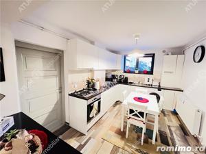 Vila cu 200 mp utili si teren de 1000 mp zona Trei Stejari Sibiu - imagine 5