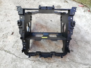 cadru consola radio vw golf 5