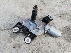 motoras stergator spate vw golf 5
