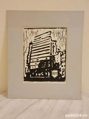 Linogravură executată în tuș tipografic. Reprezintă Aniversare " Banca Transilvaniei 