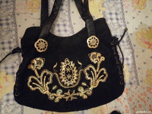 Geanta de dama de catifea 150 lei